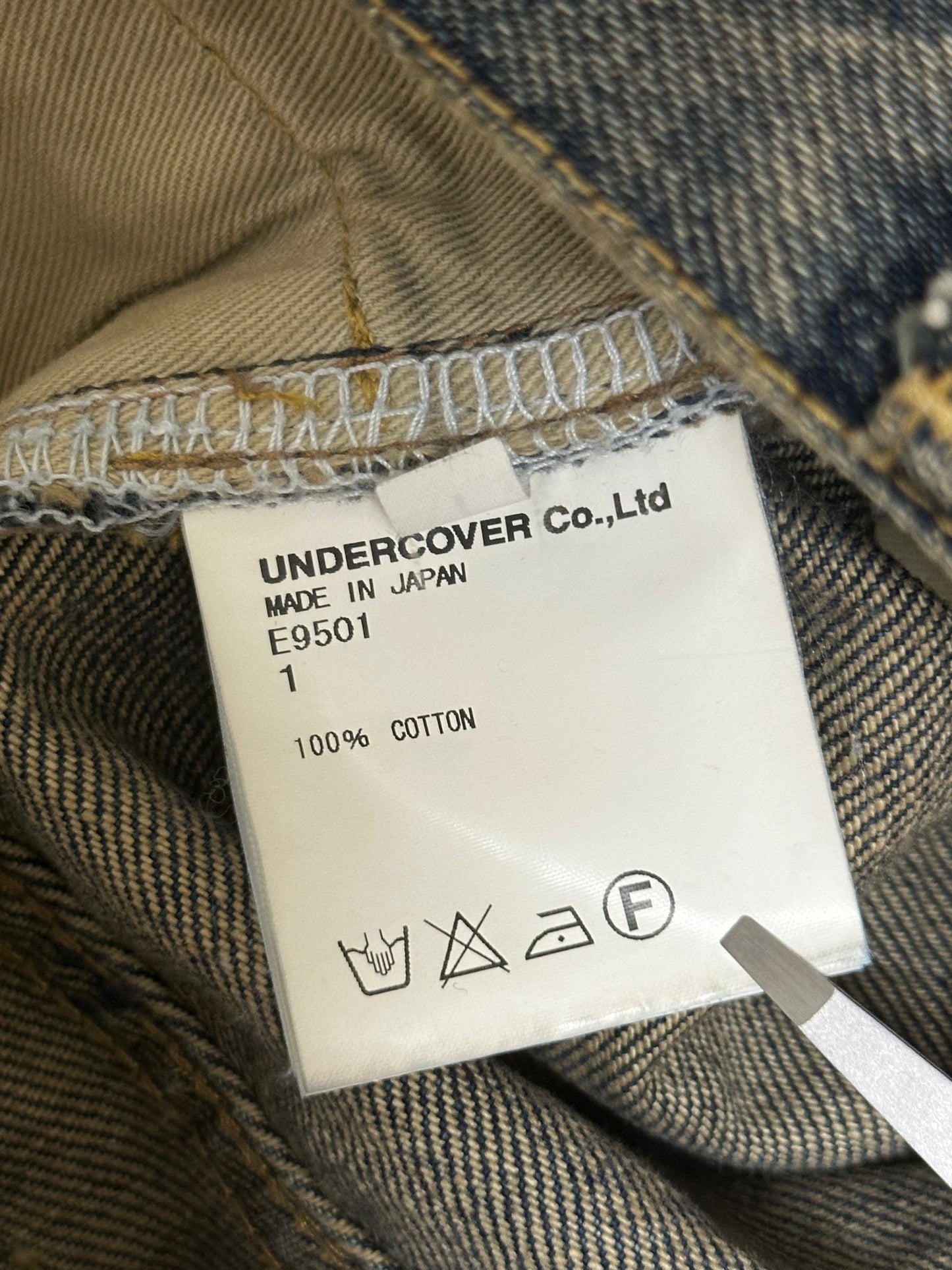 Undercover 68 Silver Yarn Denin