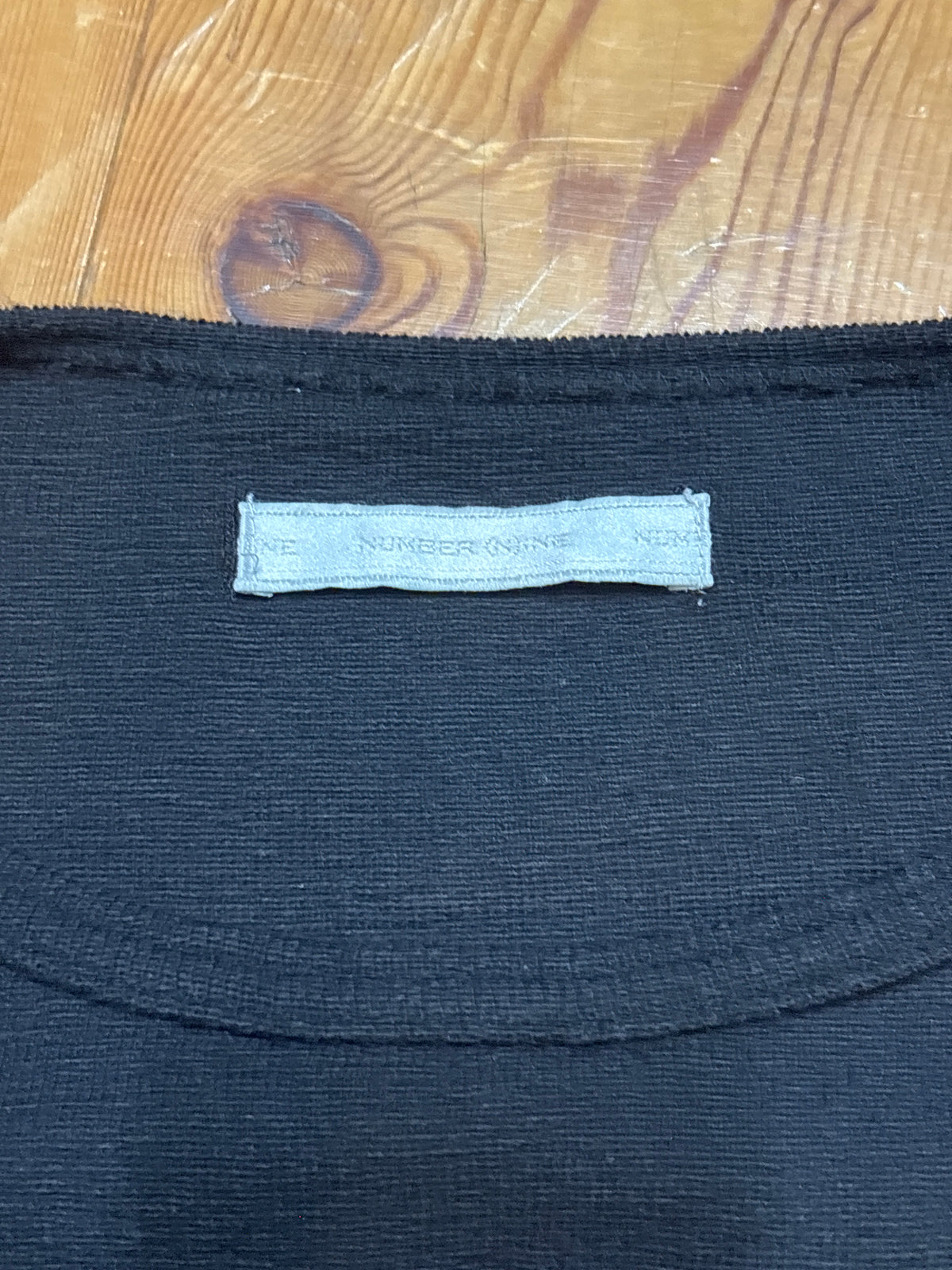 Number (N)ine AW01 Shield Emblem Sweater