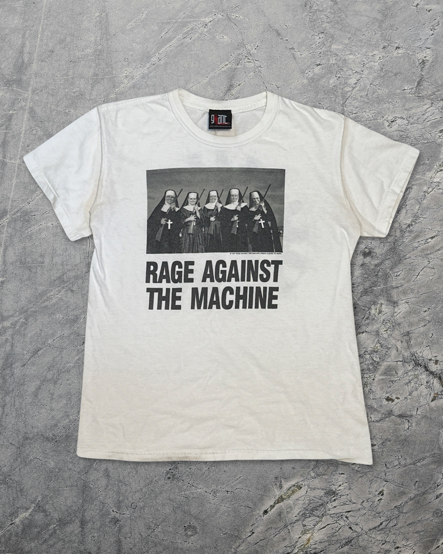 1997 Rage Against The Machine Nuns With Guns Giant Tag Shirt