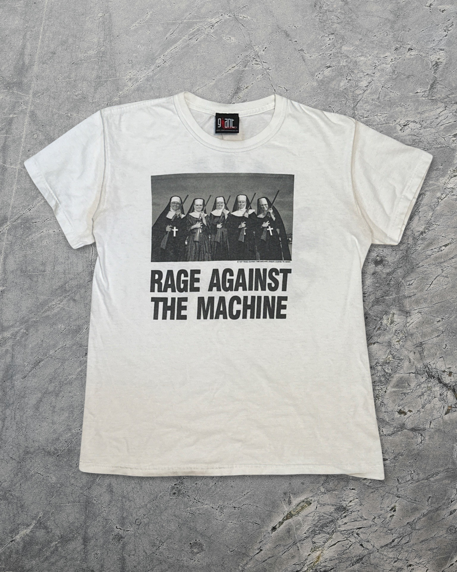 1997 Rage Against The Machine Nuns With Guns Giant Tag Shirt