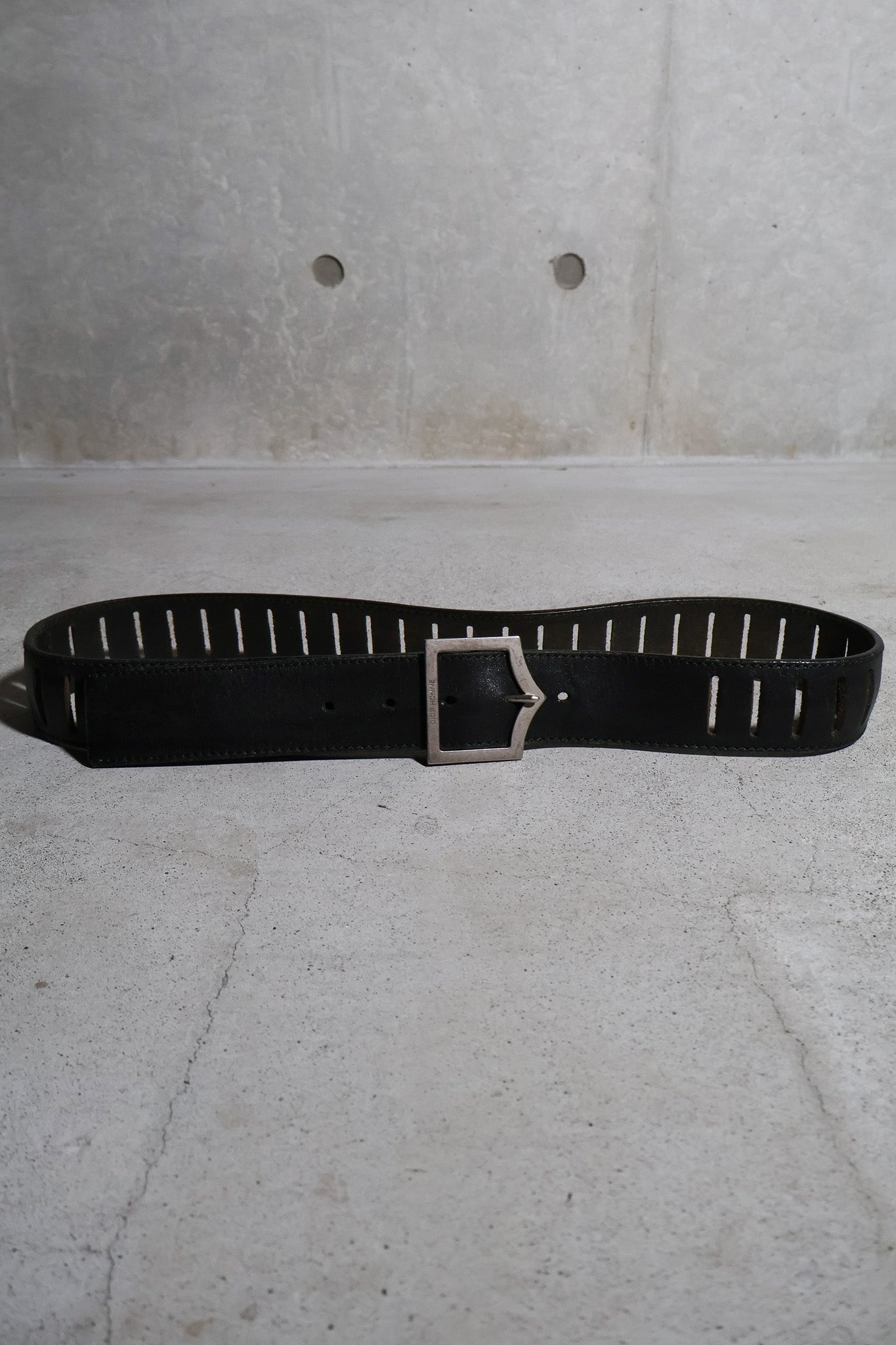 Dior Homme SS05 Runway Cutout D-Point Belt