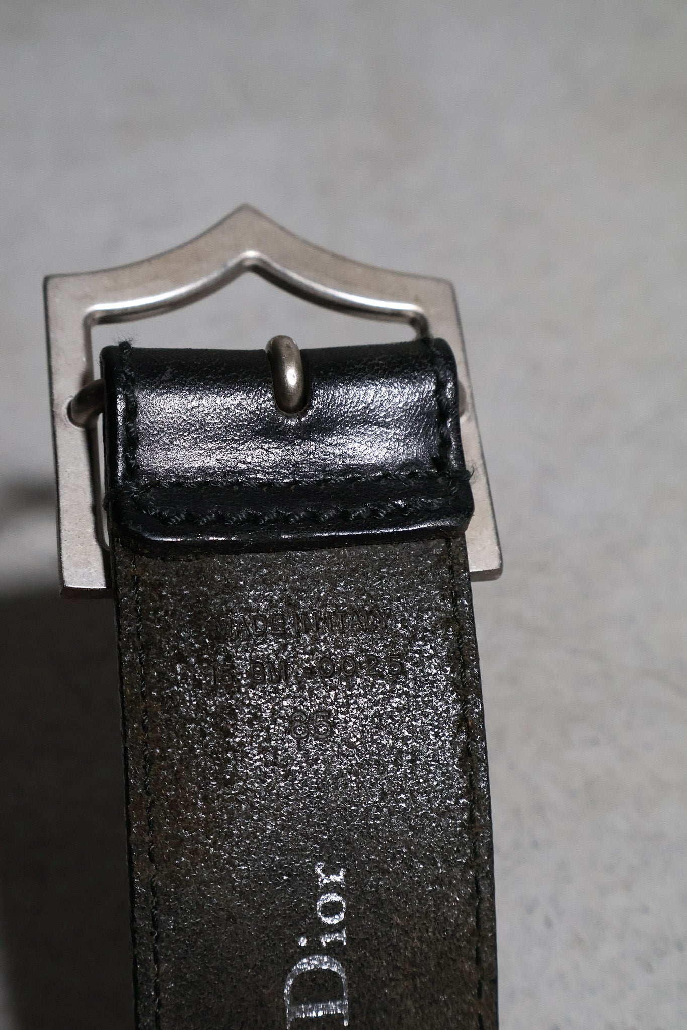 Dior Homme SS05 Runway Cutout D-Point Belt