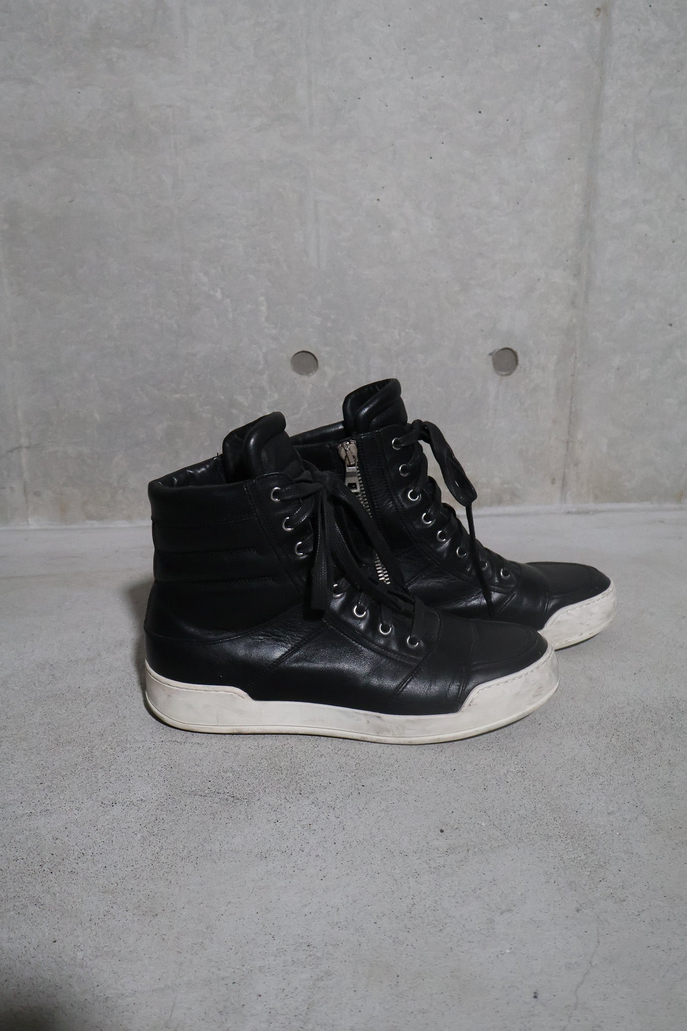 Balmain SS12 High Top Sneakers