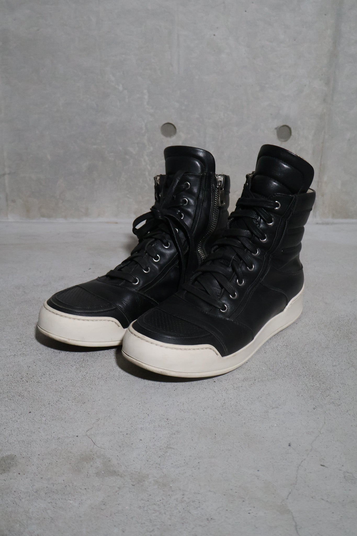 Balmain SS12 High Top Sneakers