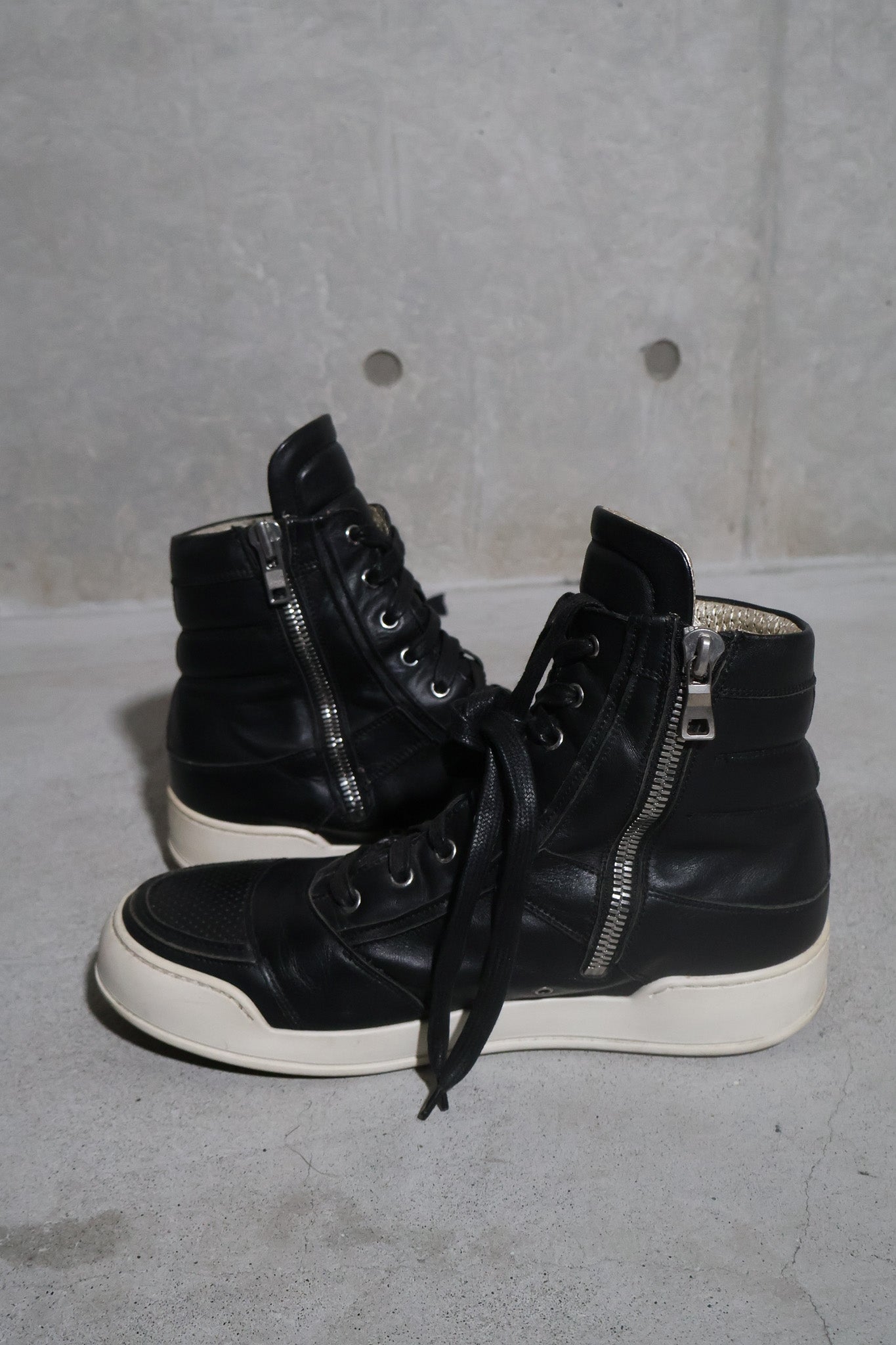 Balmain SS12 High Top Sneakers