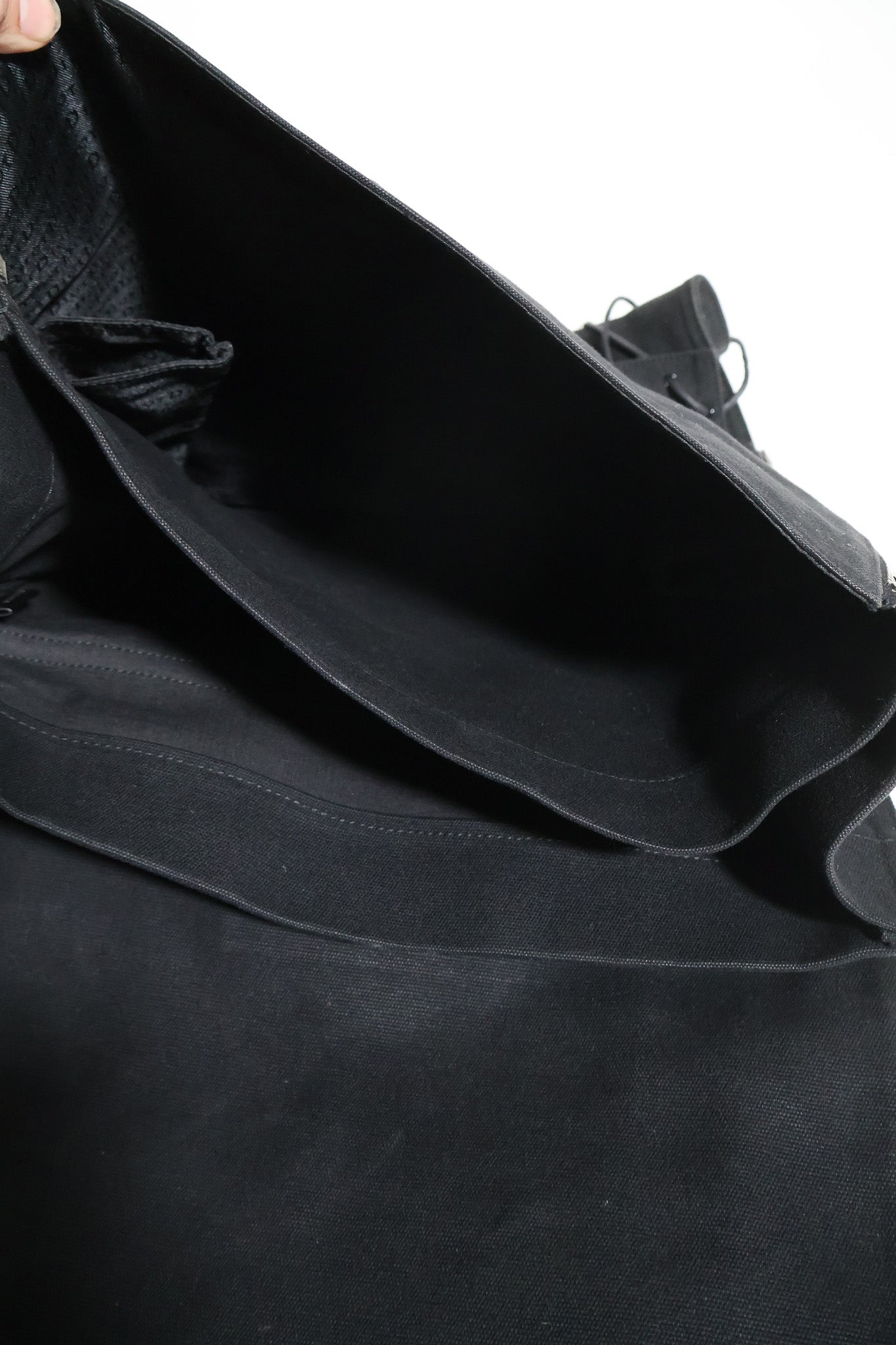 Dior Homme AW03 Luster Pierced Shoulder Bag