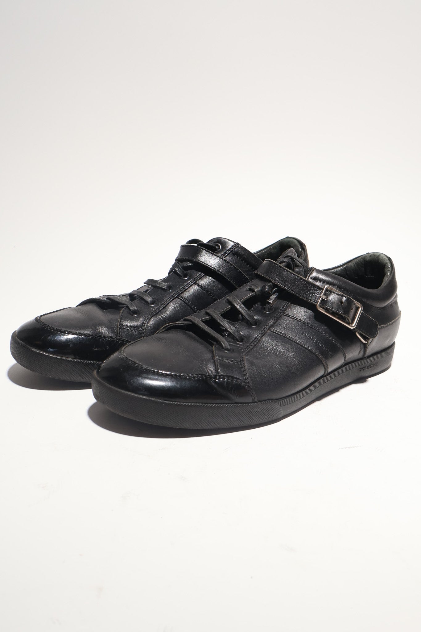 Dior Homme AW06  Buckle Low Top Sneakers