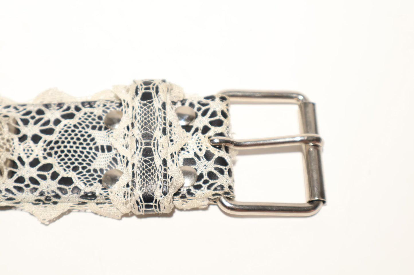 Undercover SS02 Lace Studded Belt