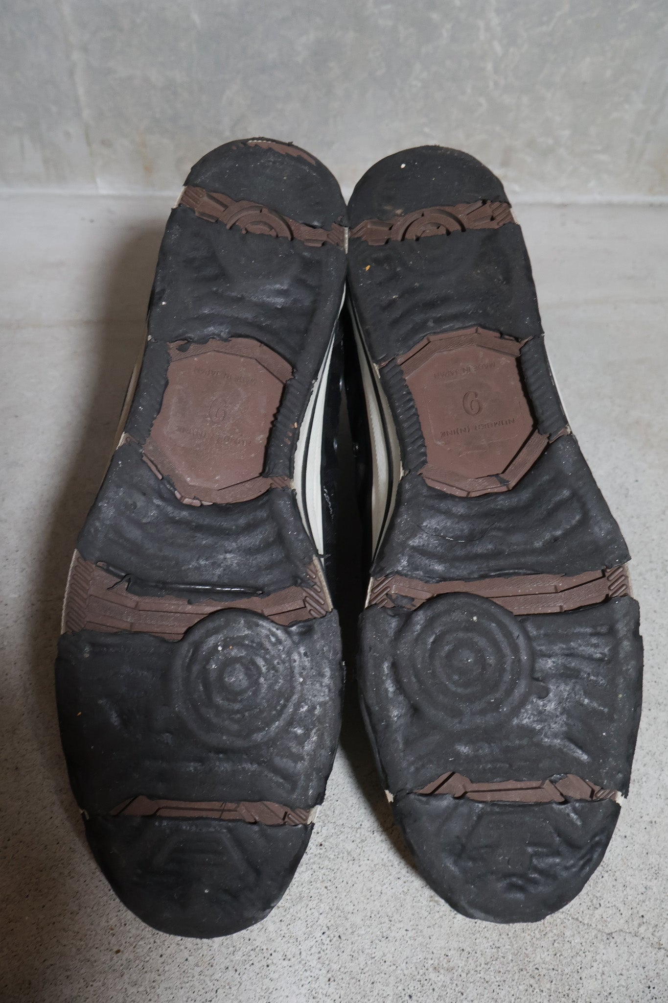 Number (N)ine AW04 Black Tribal Converse